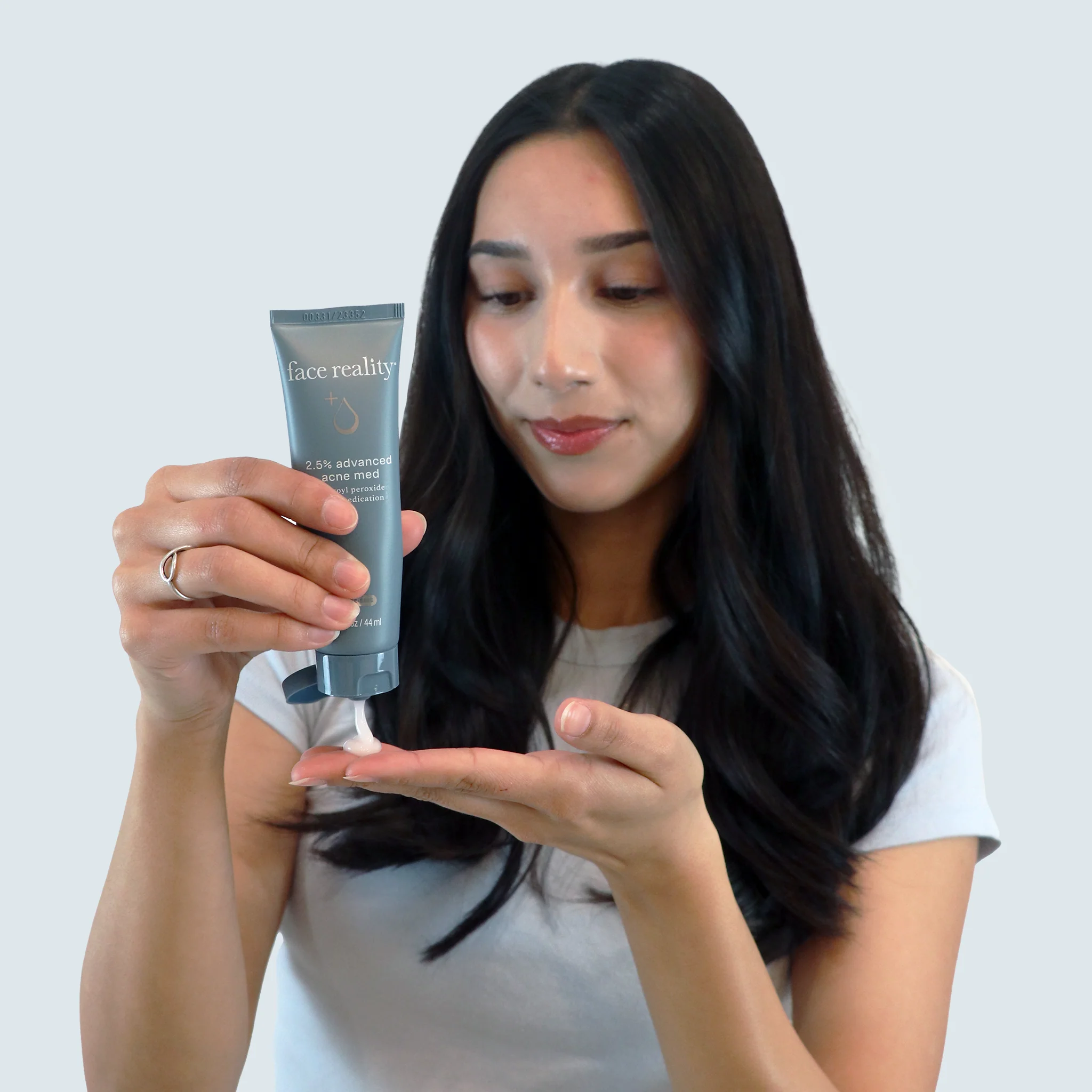 2.5% Advanced Acne Med - Image 6