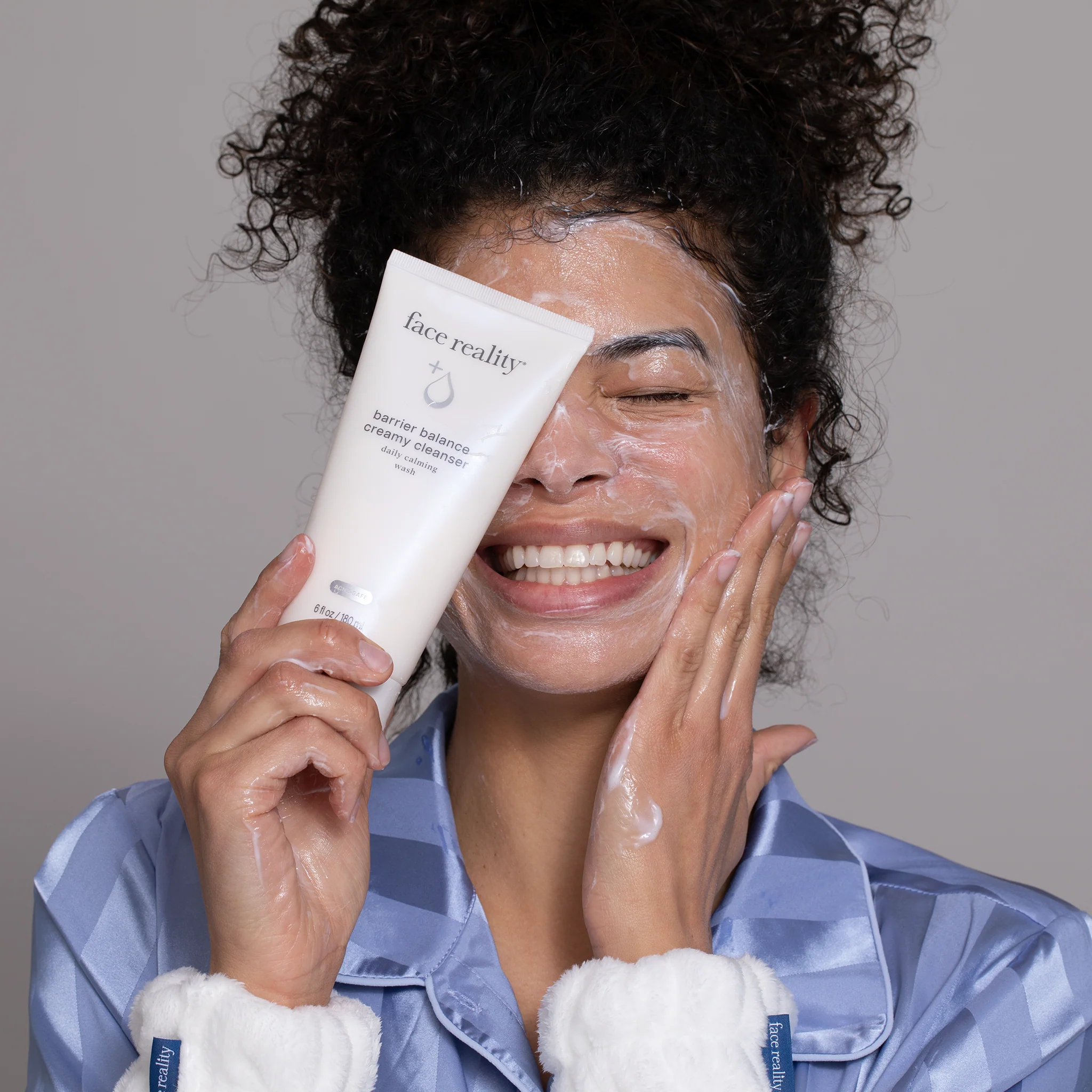 Barrier Balance Creamy Cleanser - Image 5