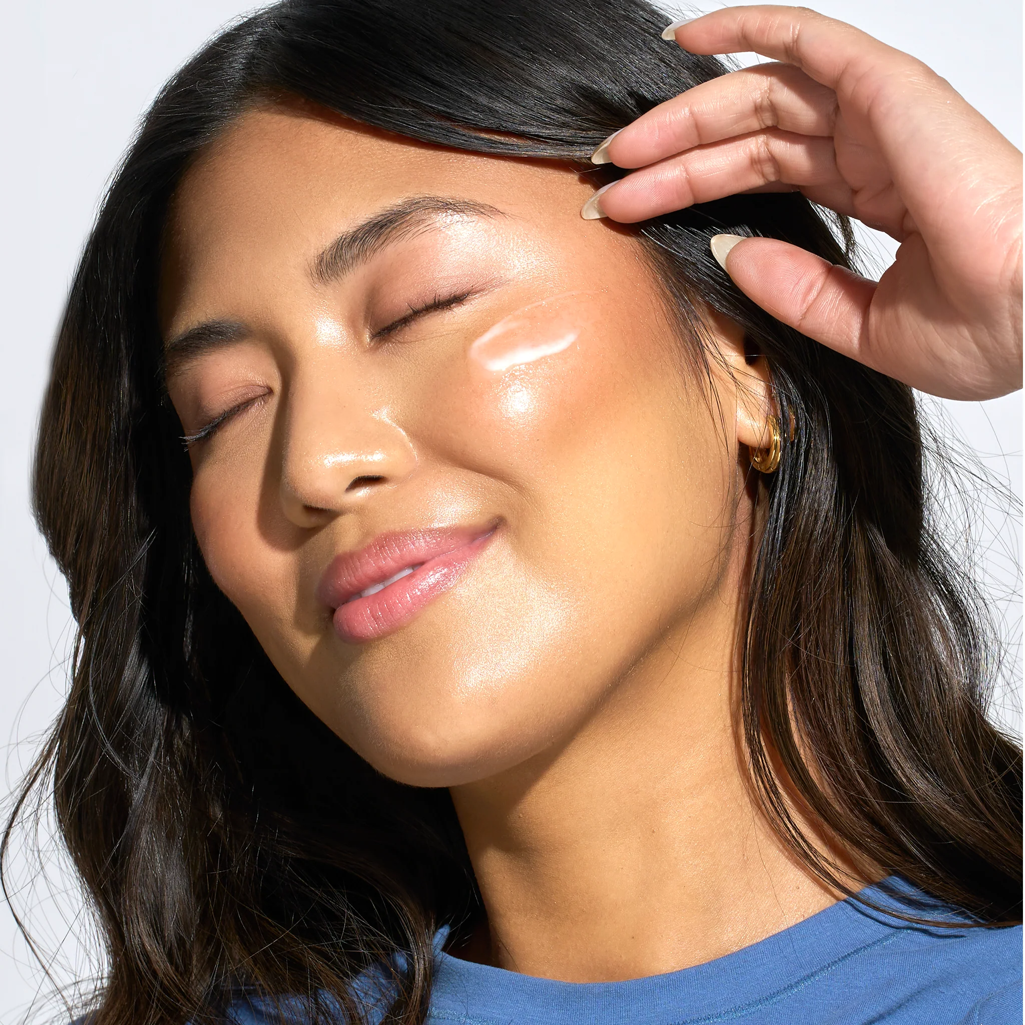 glowTone™ Corrective Serum - Image 9