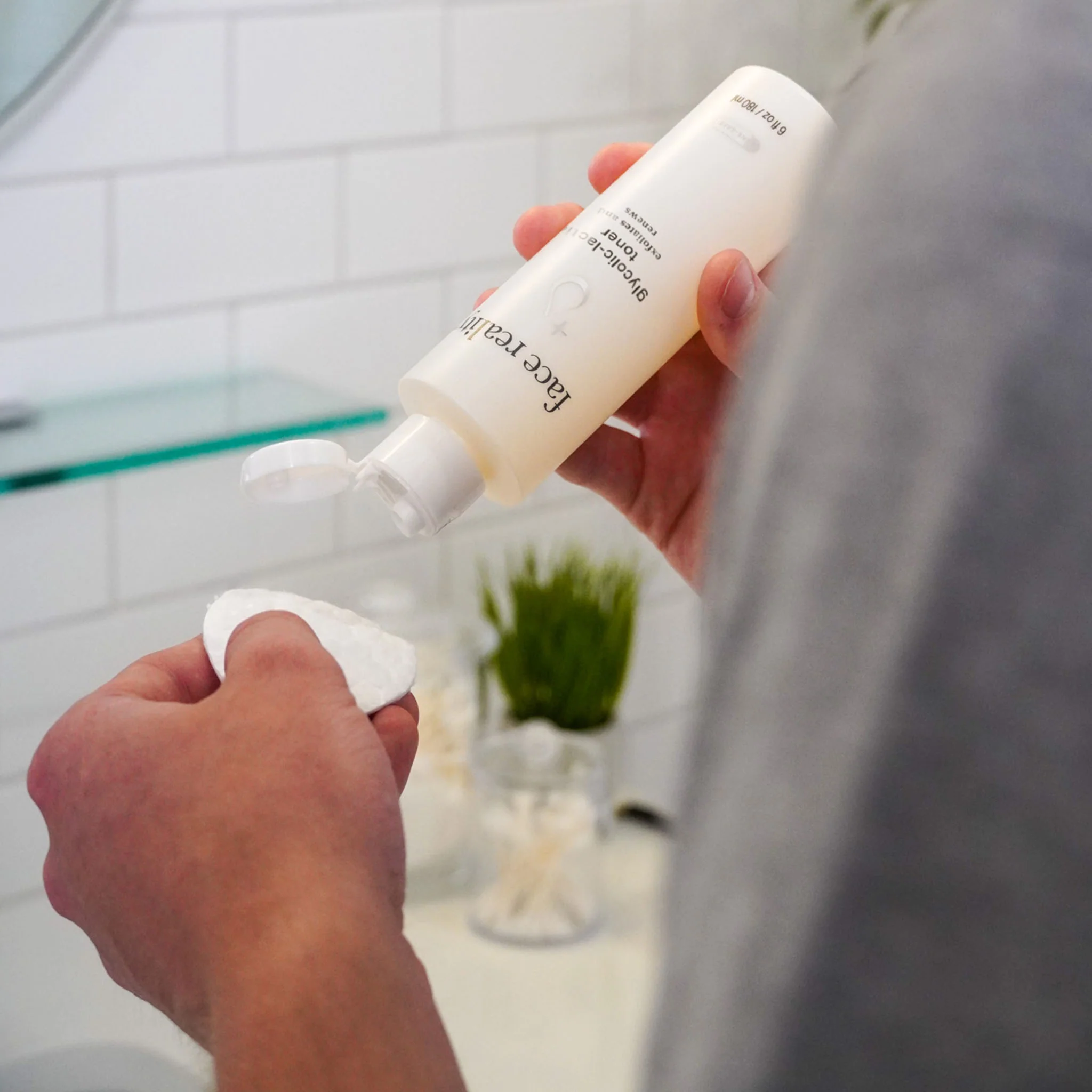 Glycolic-Lactic Toner - Image 5