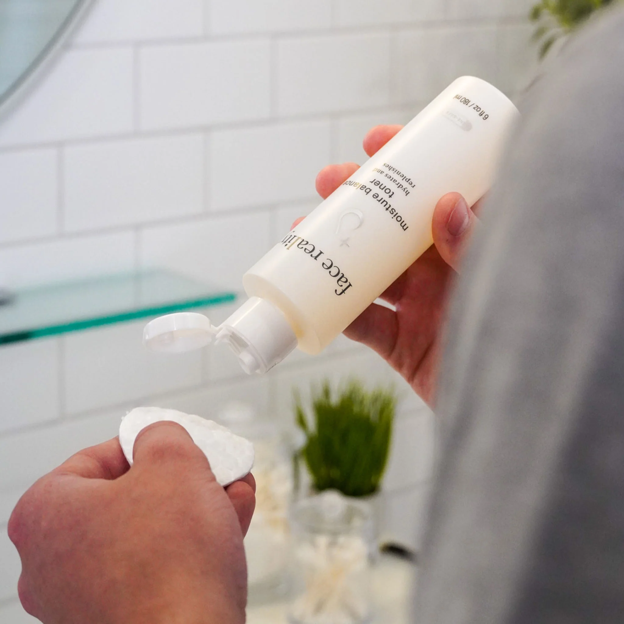 Moisture Balance Toner - Image 10