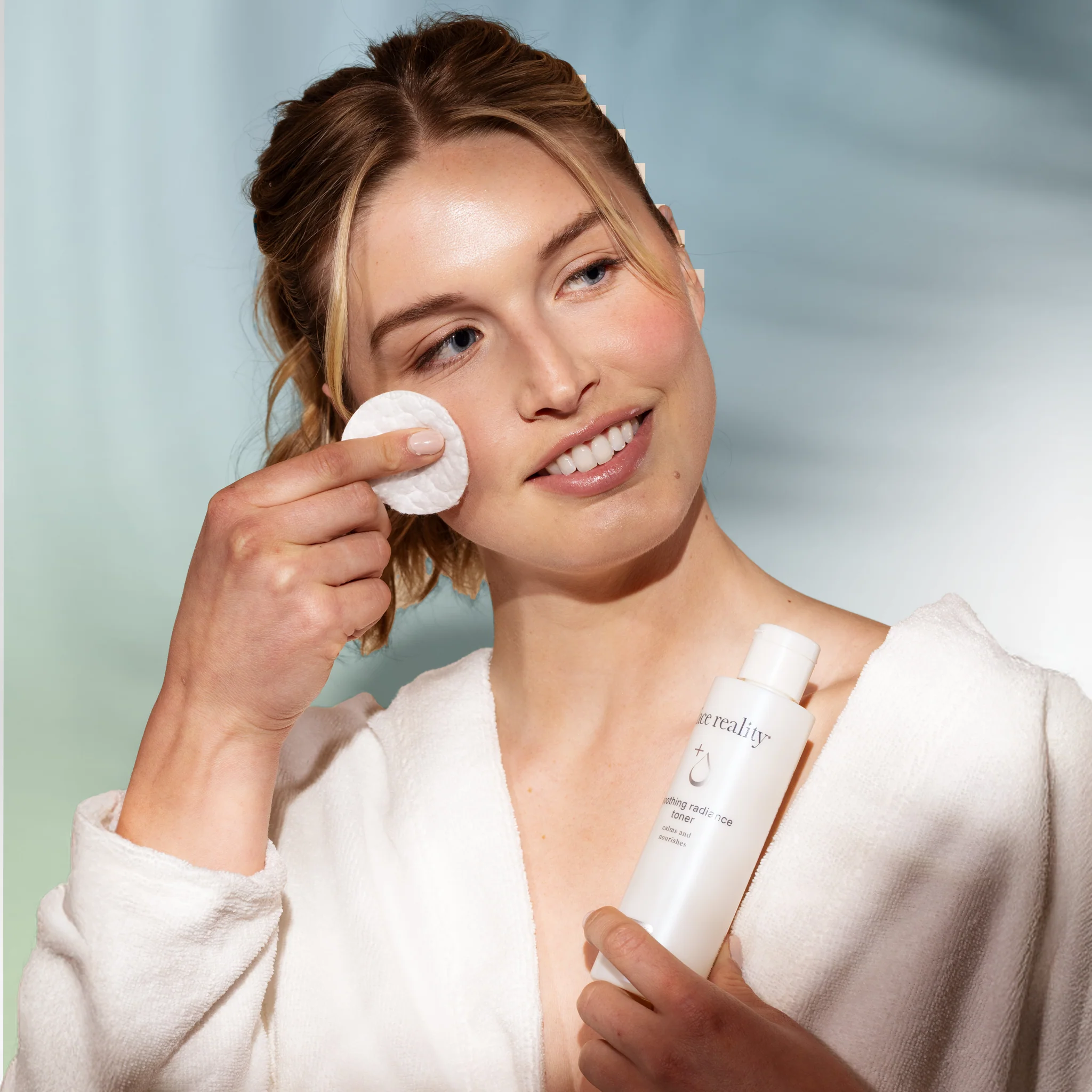 Soothing Radiance Toner - Image 3